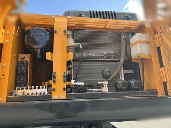 Excavadora de ruedas HYUNDAI ROBEX 210W-9: foto 5