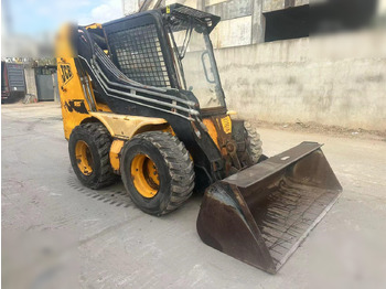 Minicargadora JCB ROBOT 185