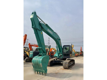 Excavadora de cadenas KOBELCO SK210-8: foto 4