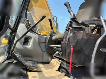 Excavadora de cadenas SANY SY135C: foto 3