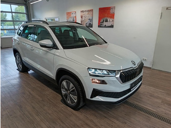 SUV/ Todoterreno Skoda Karoq Style 1,5TSI DSG*AHK-VORBER*NAVI*LED*R-KAM: foto 3