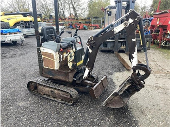 Miniexcavadora BOBCAT E10