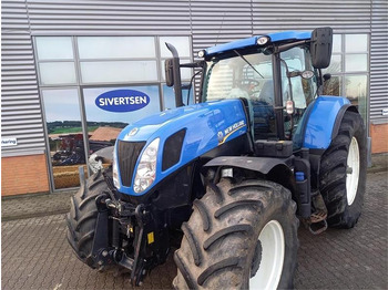 Tractor NEW HOLLAND T7.220