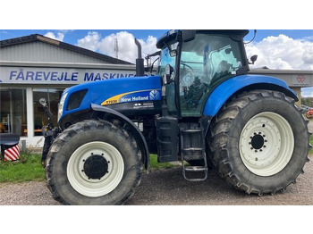 Tractor NEW HOLLAND T7000