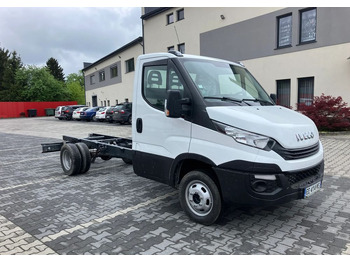 Camión chasis Iveco DAILY 35C13 ramo do zabudowy kiper wywrotka: foto 2