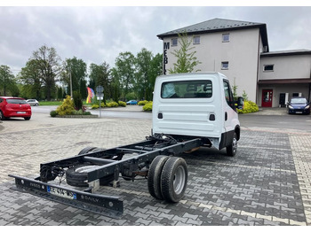 Camión chasis Iveco DAILY 35C13 ramo do zabudowy kiper wywrotka: foto 3