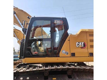 Excavadora de cadenas CATERPILLAR