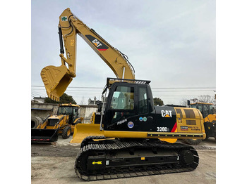 Excavadora de cadenas CATERPILLAR 320D2