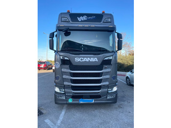 Cabeza tractora SCANIA S 500