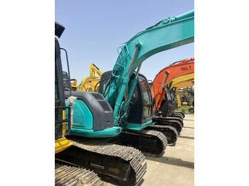 Excavadora de cadenas KOBELCO 135SR: foto 4