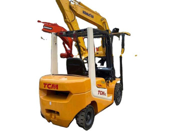 Carretilla elevadora TCM