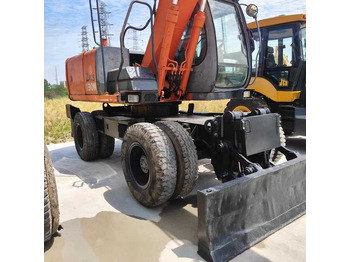 Excavadora de ruedas HITACHI ZX130W