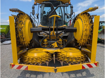Cosechadora de forraje New Holland FR 650: foto 5