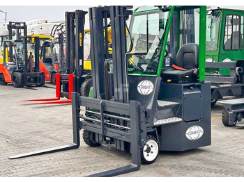 Carretilla de 4 vías COMBILIFT