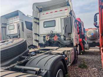 Semirremolque volquete Auman 6×4: foto 4 Semirremolque volquete Auman 6×4: foto 4