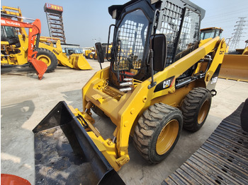 Maquinaria de construcción CATERPILLAR