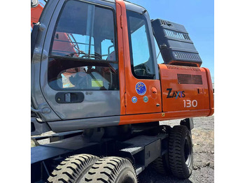 Excavadora de ruedas HITACHI ZX130W