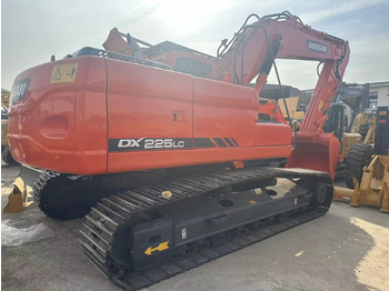 Excavadora de cadenas DOOSAN DX225LC