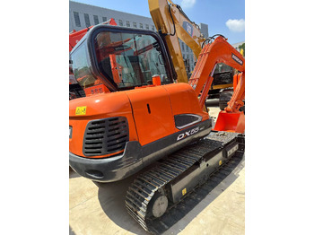 Excavadora de cadenas DOOSAN DX55-9C: foto 2