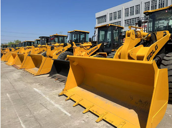 Cargadora de ruedas SDLG