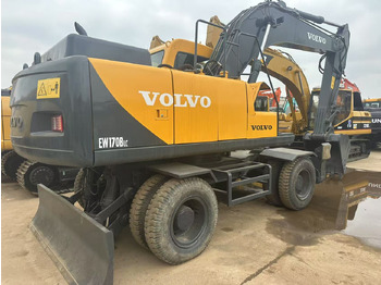 Excavadora de ruedas VOLVO