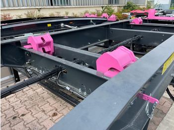 Remolque multilift/ Portacontenedores de cadenas nuevo RIMORCHIO CBS NUOVO SCARRABILE: foto 2 Remolque multilift/ Portacontenedores de cadenas nuevo RIMORCHIO CBS NUOVO SCARRABILE: foto 2