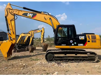 Excavadora de cadenas CATERPILLAR 320D2
