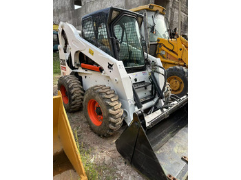 Minicargadora BOBCAT S300