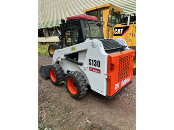 Minicargadora BOBCAT S130