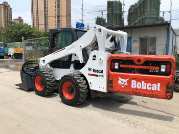 Minicargadora BOBCAT S770