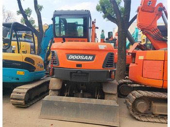 Miniexcavadora DOOSAN Mini Excavator DX60W Click Here for Discount: foto 3