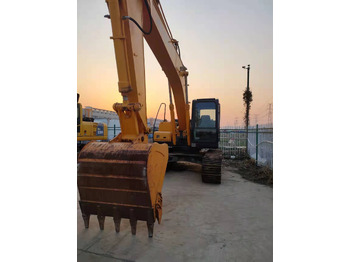 Excavadora de ruedas HYUNDAI R225LC-7: foto 2