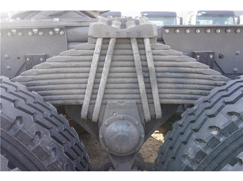 Cabeza tractora nuevo SINOTRUK Howo Truck Head Price 400HP for Sale In Guinea: foto 5