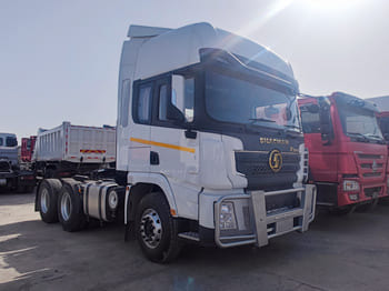 Cabeza tractora SHACMAN