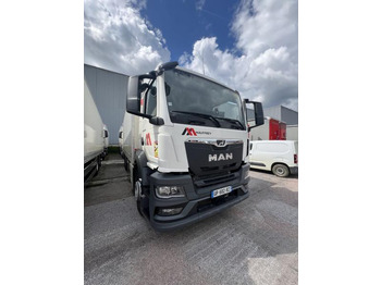 Camión caja cerrada MAN TGS 18.360