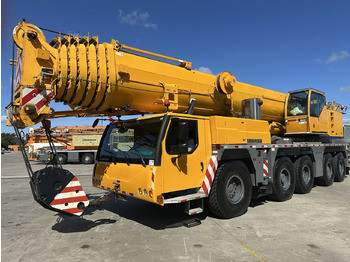 Autogrúa LIEBHERR
