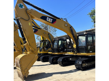 Excavadora de cadenas CATERPILLAR 320D2
