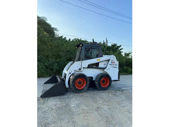 Minicargadora BOBCAT S16