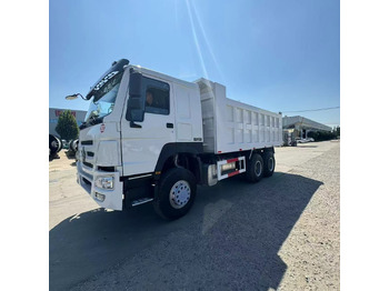 Camión volquete SINOTRUK HOWO