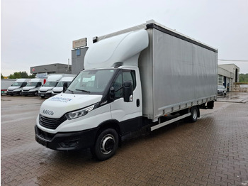 Furgoneta con lona IVECO