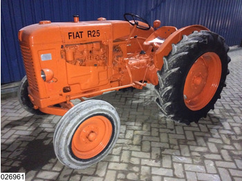 Tractor Fiat R25 2WD: foto 2