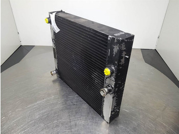 Motor y piezas para Maquinaria de construcción JCB 30/926624-AKG 4123.104.0000-Cooler/Kühler/Koeler: foto 2 Motor y piezas para Maquinaria de construcción JCB 30/926624-AKG 4123.104.0000-Cooler/Kühler/Koeler: foto 2