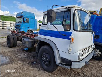 Cabeza tractora Bedford TK 1020: foto 5