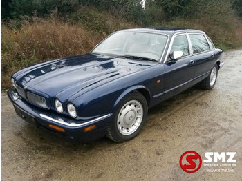 Coche JAGUAR
