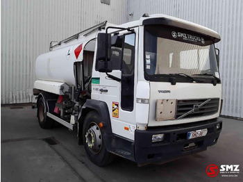 Camión cisterna VOLVO FL6 220