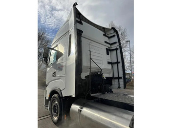 Cabeza tractora Iveco Stralis S-Way*460*LNG*Retarder*2 Tanks: foto 5 Cabeza tractora Iveco Stralis S-Way*460*LNG*Retarder*2 Tanks: foto 5