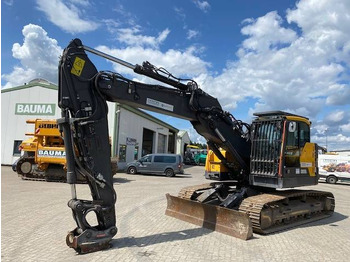 Excavadora de cadenas VOLVO ECR235EL