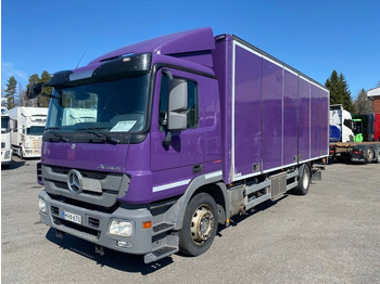 Camión caja cerrada MERCEDES-BENZ Actros 1832