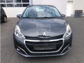 Sedan Peugeot 208 Active: foto 5