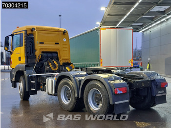 Cabeza tractora MAN TGS 33.440 6X4 Retarder Big-Axle Hydraulik: foto 2 Cabeza tractora MAN TGS 33.440 6X4 Retarder Big-Axle Hydraulik: foto 2